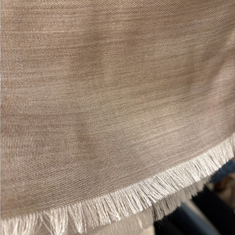 Gucci Tan GG Patterned Scarf - Picture 3 of 5